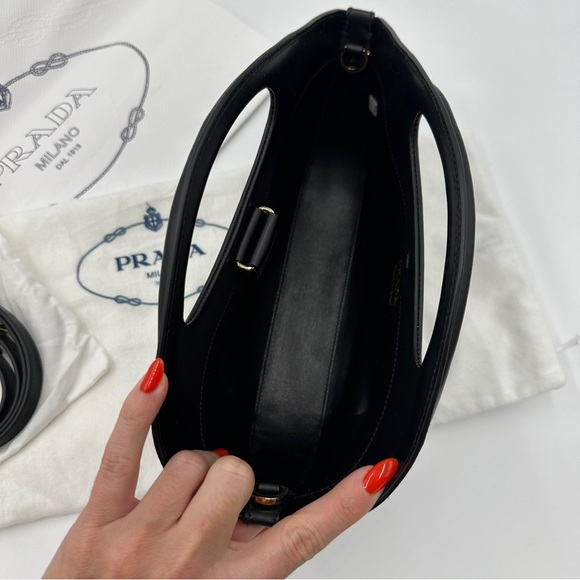 Black Prada Medium Leather Bag - Picture 10 of 17